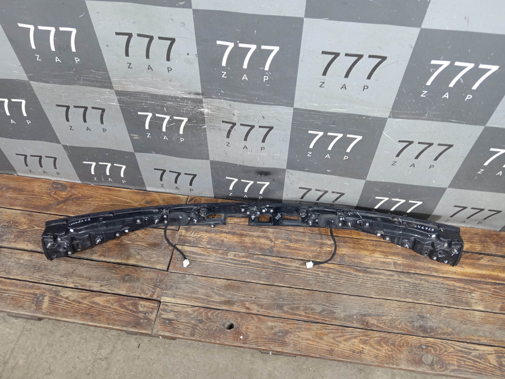 Фонарь зaдний центральный Omoda C5 22-нв Б/У Оригинал 605000724AA