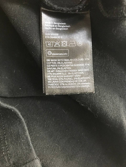 Футболка H&M базовая, визуально на 40 размер