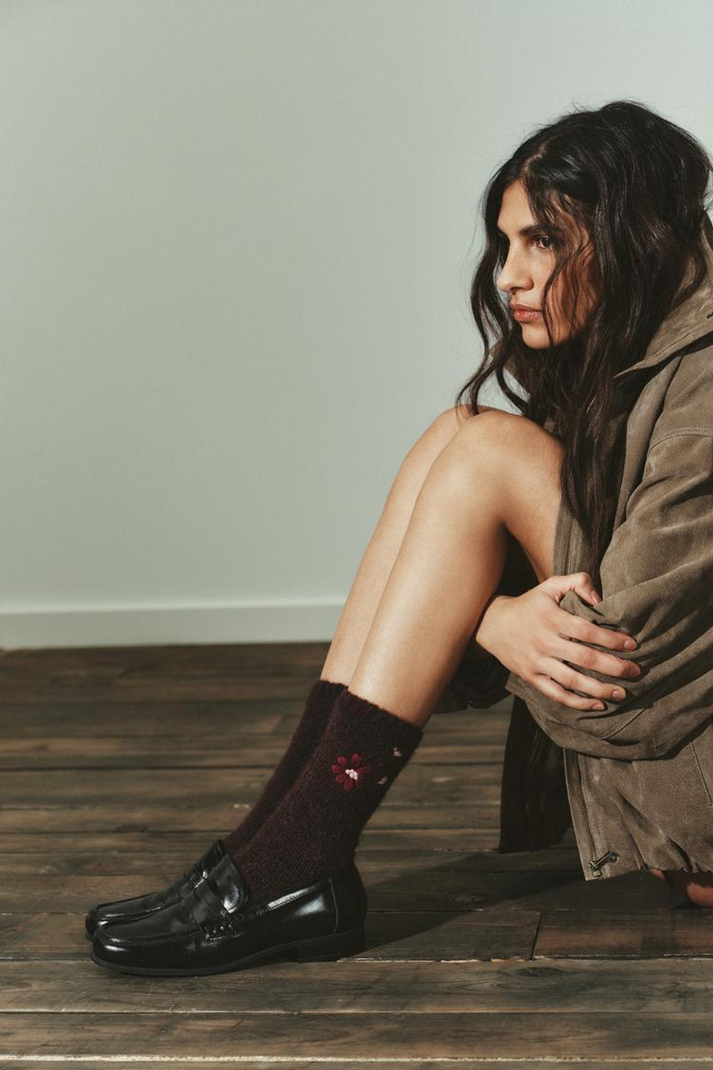 ZARA НОСКИ С ЦВЕТОЧНОЙ ВЫШИВКОЙ, КОРИЧНЕВЫЙ