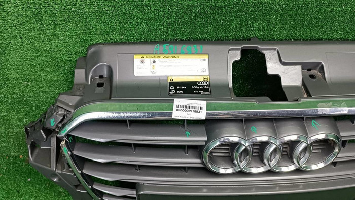 Решетка радиатора Audi A3 8V (2012-2016)