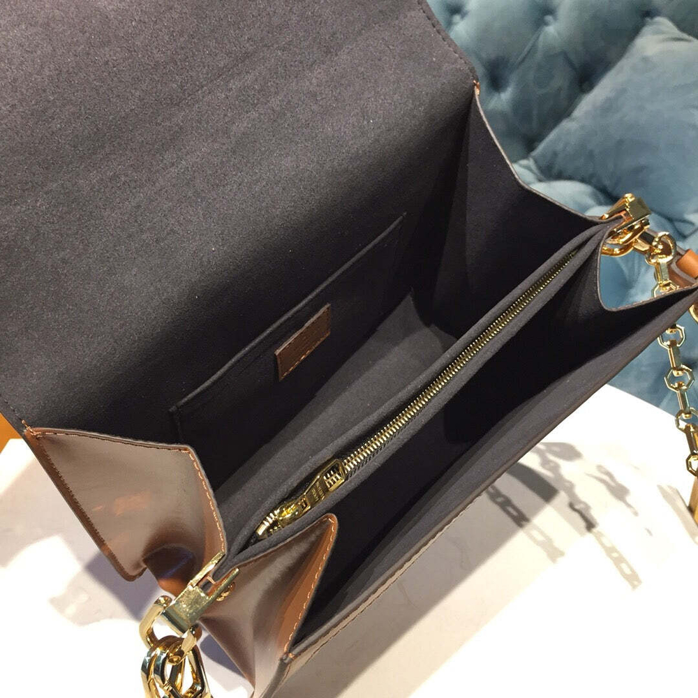Louis Vuitton Dauphine MM