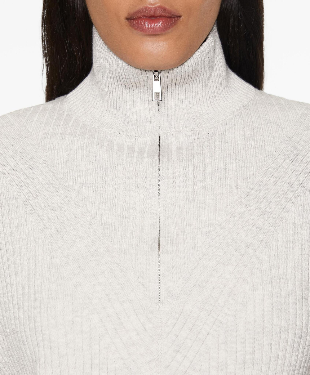 Oysho Свитер в рубчик с высоким воротником, ледяной