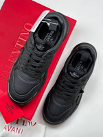 Кроссовки Valentino