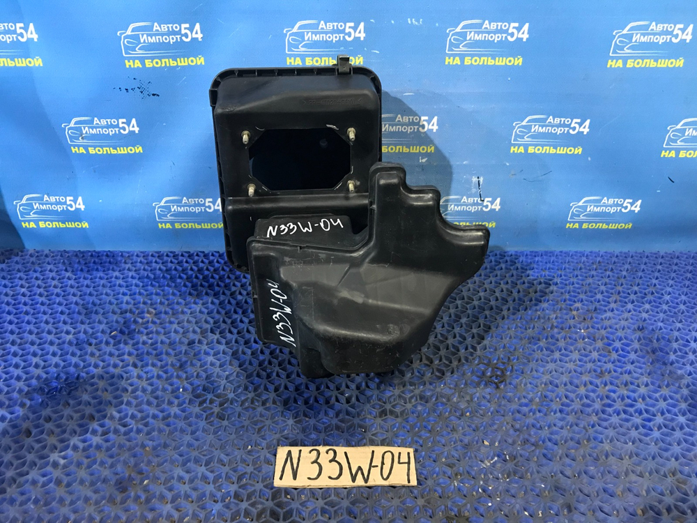 Корпус воздушного фильтра MITSUBISHI CHARIOT 1994