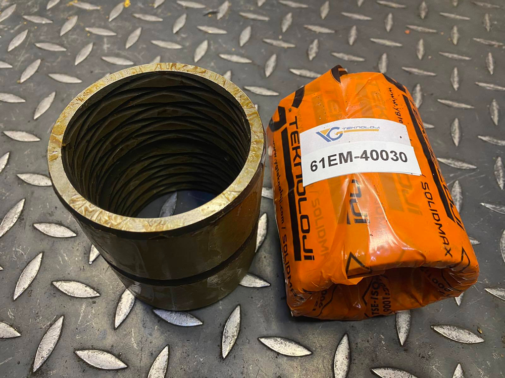 Втулка 61EM-40030