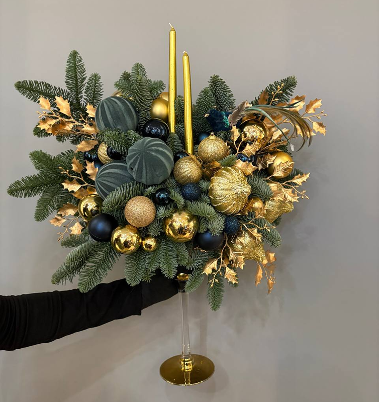 Композиция "Праздничный ужин"