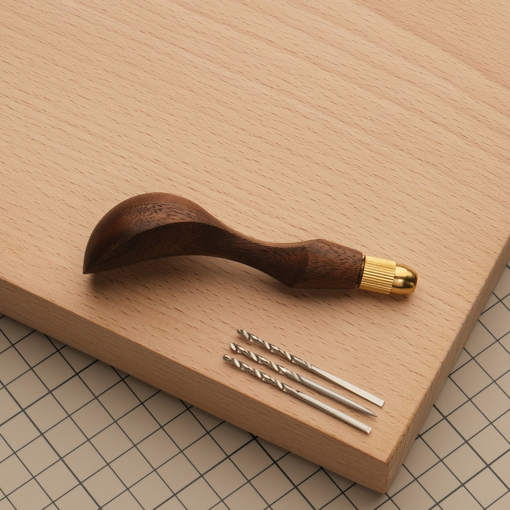 Шило анатомическое с цанговым зажимом (3 жала в комплекте), ручка орех // Wild Bull Tools