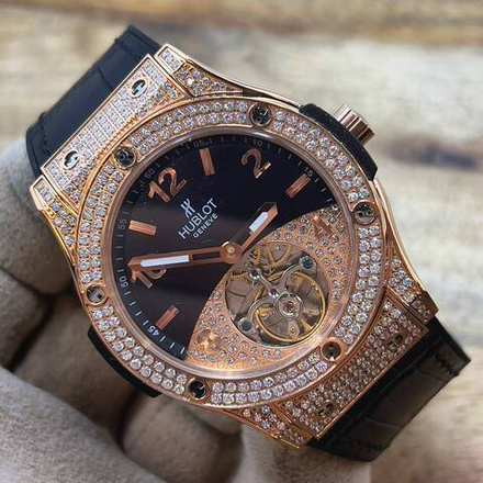 Часы Hublot