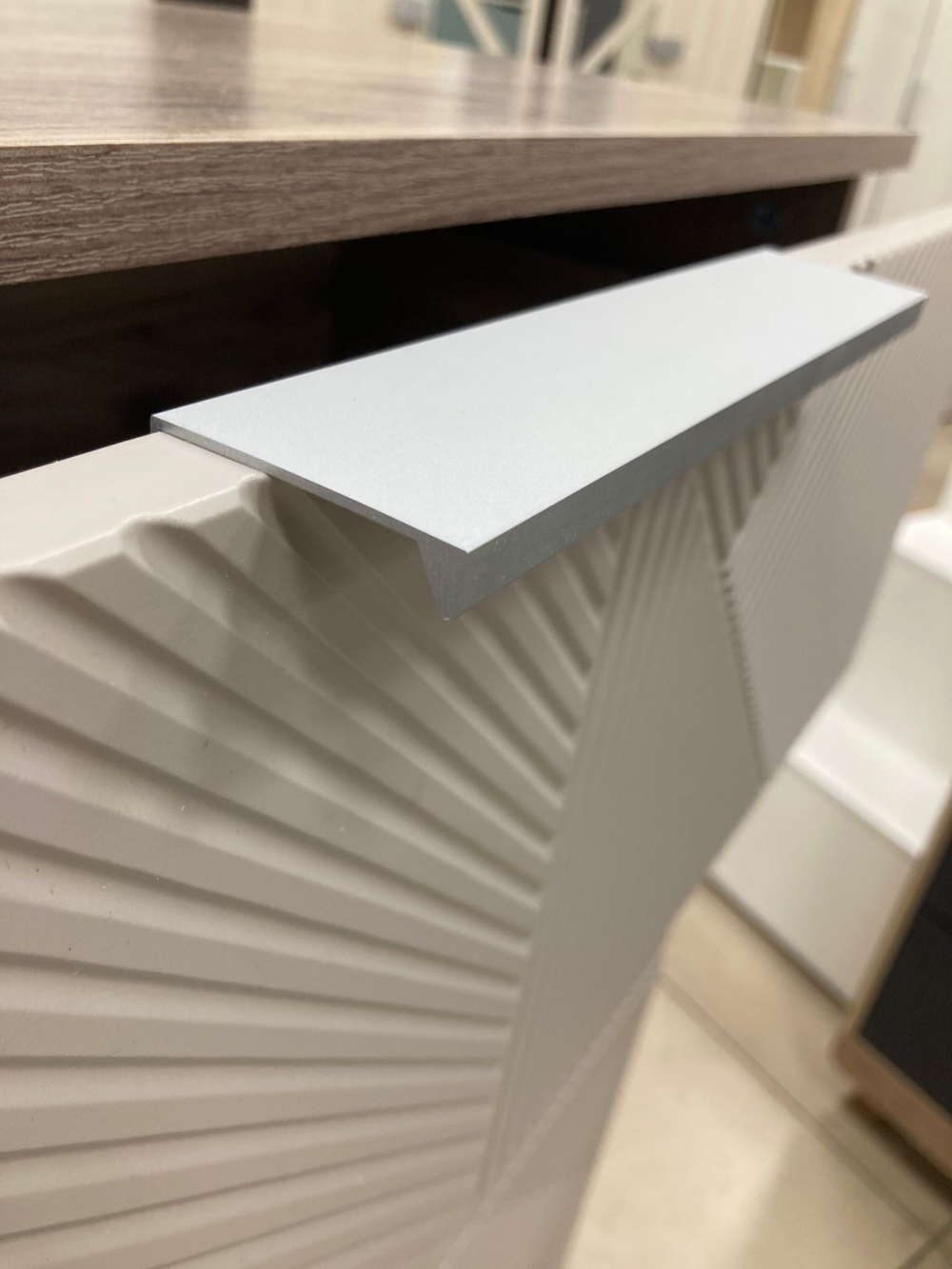 Комод Эмилия КМ-02 дуб смоки/айриш