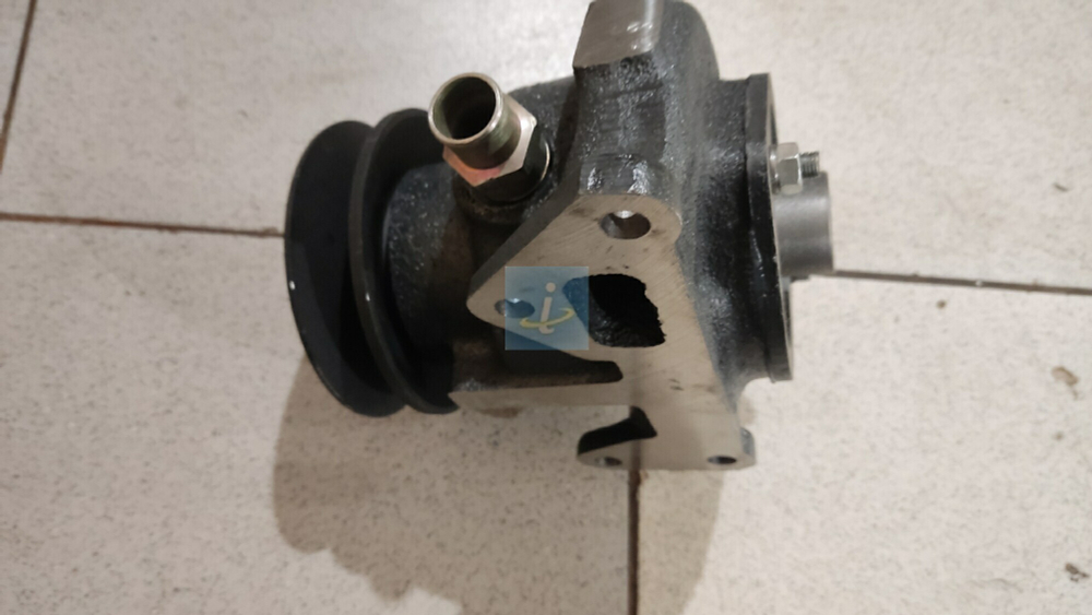 Насос водяной 236-1307010-А3