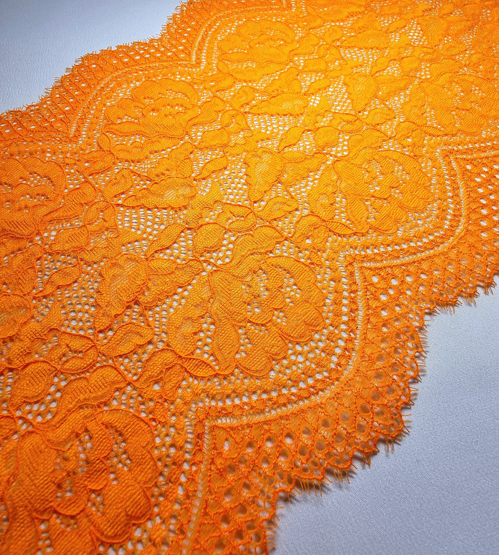 Кружево эластичное ярко-оранжевое с ресничками К130