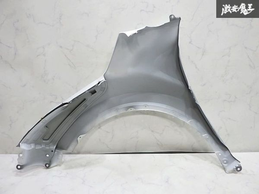 крыло переднее правое Toyota C-HR ZYX10 NGX50