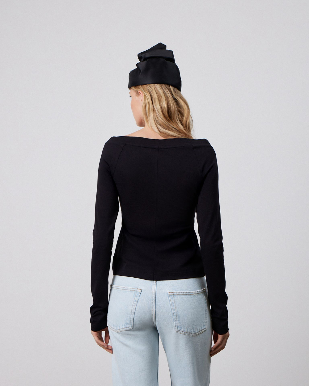 Лонгслив "Clavicula"