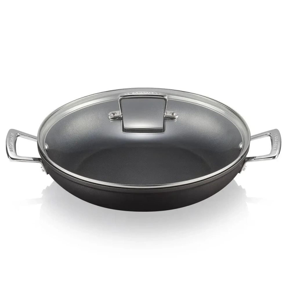 Le Creuset Сковорода PRO с антипригарным покрытием 30 см с крышкой