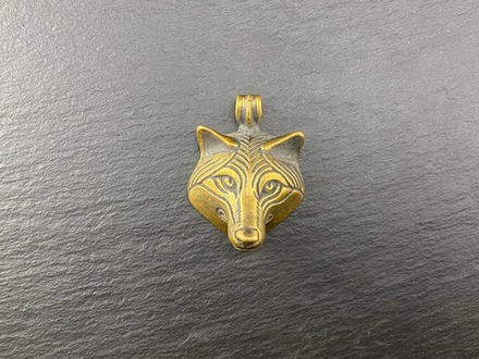 Подвеска. Волк