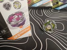 Волчок LeonClaw 0-80E UX12.04 Beyblade X Takara Tomy