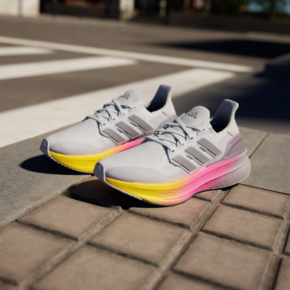 Кроссовки adidas Ultraboost 5.0 W