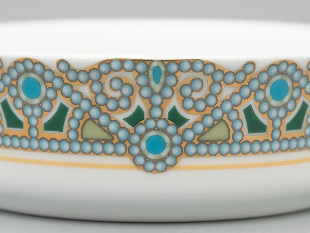 Туалетная коробочка в подарочной упаковке, форма Круглая, рисунок Ландыш майский, арт 81.33187.00.1