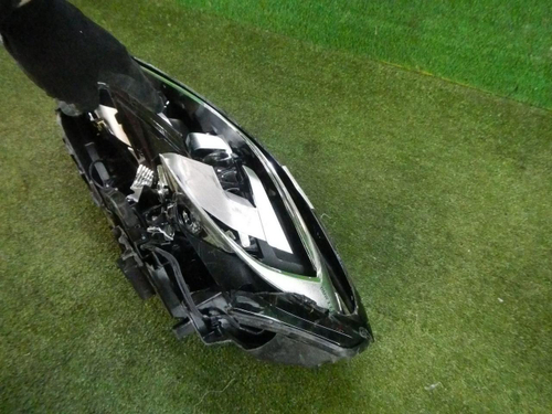 Битая Фара левая BMW 3er G20 (2018-2022) LED