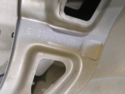 Крыло переднее правое Toyota Auris 1 (E150) 09-12 Б/У Оригинал  5380102130