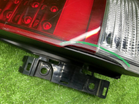 Фонарь правый внешний Land Cruiser 200 (2015-2021)