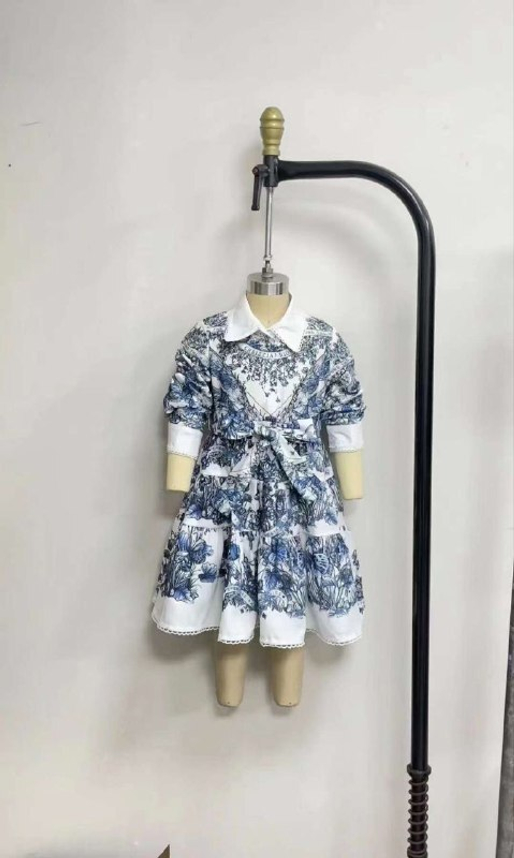 Платье с рукавами Dior