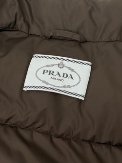 Пуховик Prada