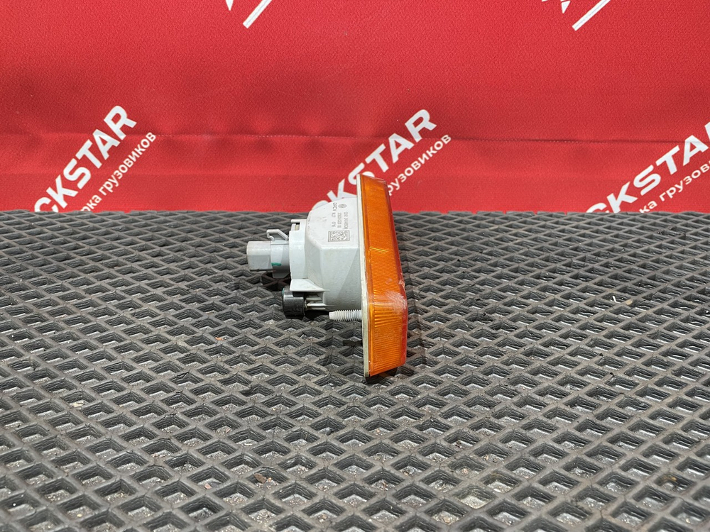 Указатель поворота правый