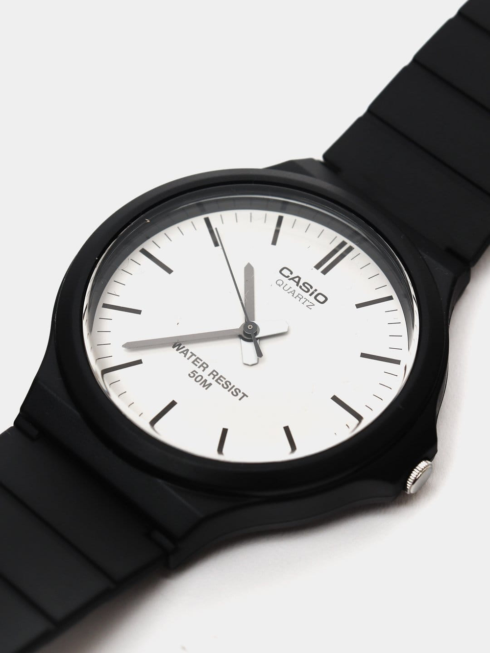 Мужские наручные часы Casio Collection MW-240-7E