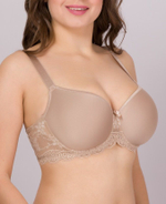 Бюстгальтер с формованными чашками на каркасах Snejanna (Размер: 70E) (Цвет: молочный)