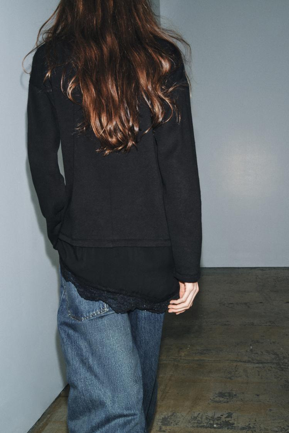 ZARA КОМБИНИРОВАННАЯ ФУТБОЛКА С КРУЖЕВОМ, ЧЕРНЫЙ