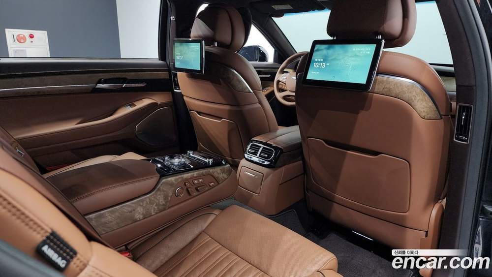 Genesis G90 5.0 AWD (03.2020)