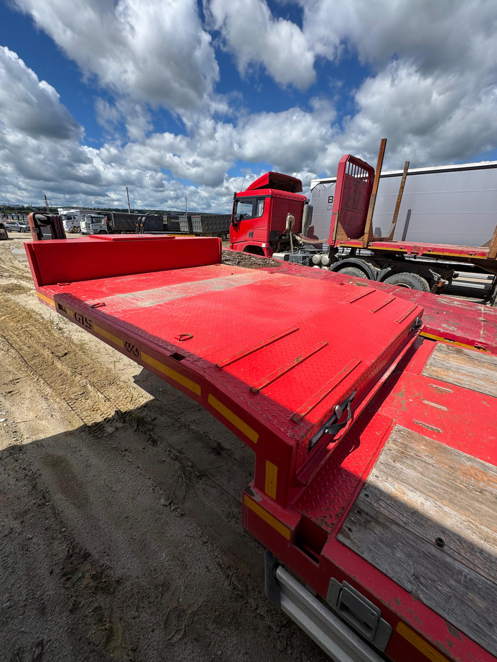 LIDER TRAILER GTS LDR4 Полуприцеп тяжеловоз 4 оси GTS LDR4 (Раздвижной)