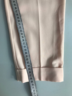 Брюки ASOS в нежном оттенке и современного кроя 40 размер