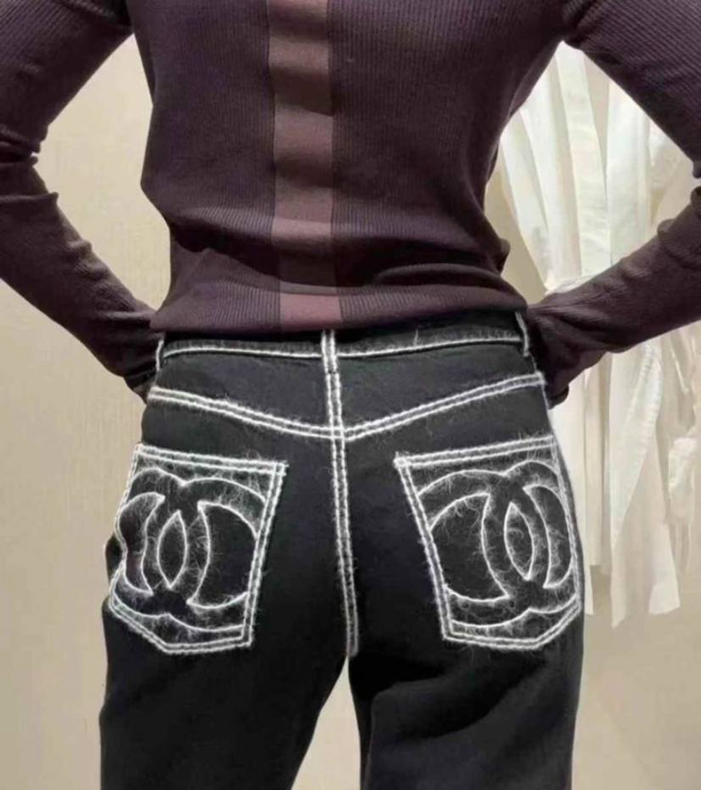 Джинсы CHANEL