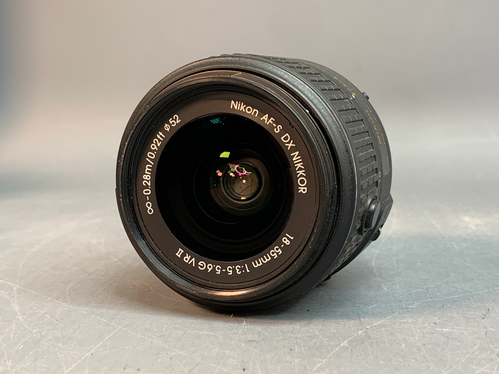 Nikon D5200 kit 18-55mm VR II 9.375 кадров