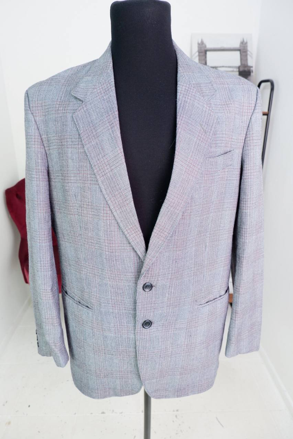 Пиджак в клетку, маркировка 170-100-88, визуально на 50 размер