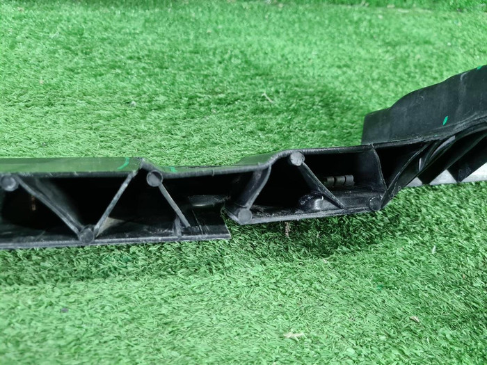 Телевизор Bentley Bentayga (2015-н.в.)