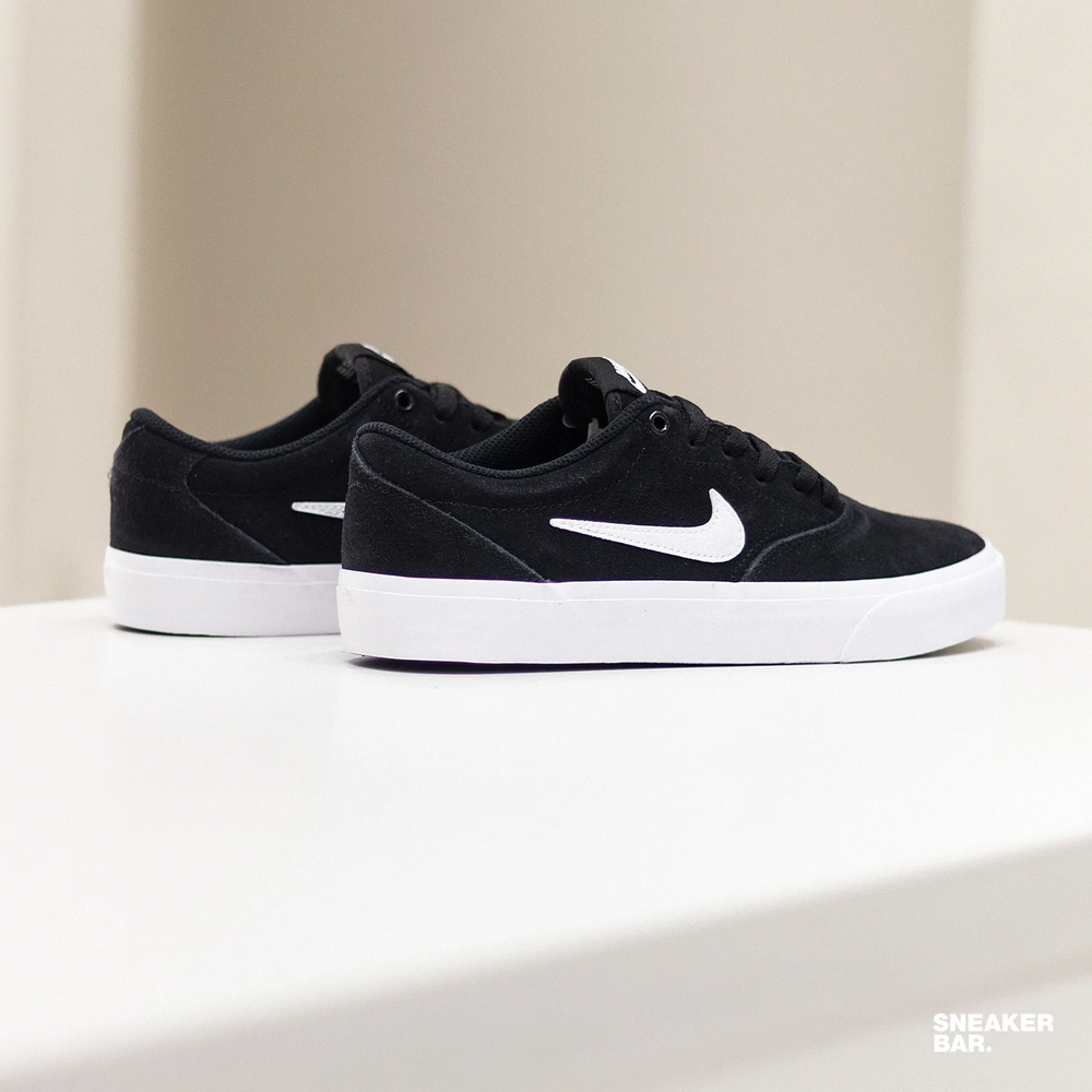 IB2750-001 Кроссовки NIKE CHARGE SUEDE