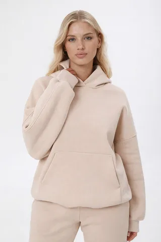 Утепленное худи свободного кроя из премиум футера цвета беж