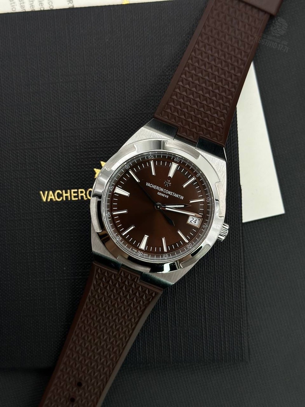 Часы Vacheron Constantin Overseas