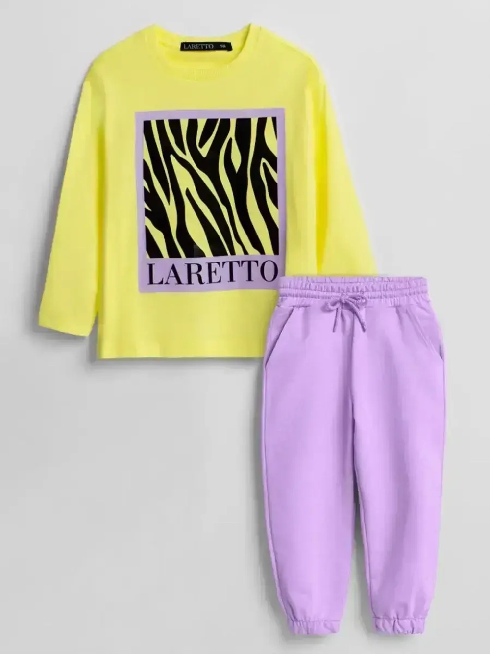 Спортивный костюм для девочки в школу