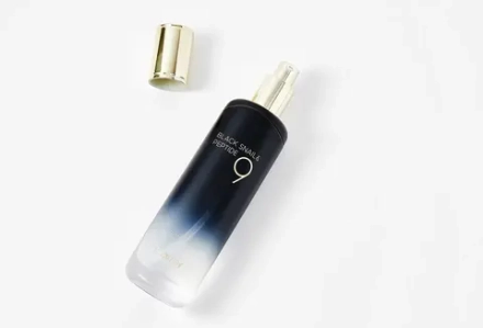Тонер омолаживающий с комплексом из 9 пептидов FarmStay Black Snail & Peptide9 Perfect Toner 120мл