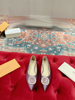 Louis Vuitton Met Flat Ballerina