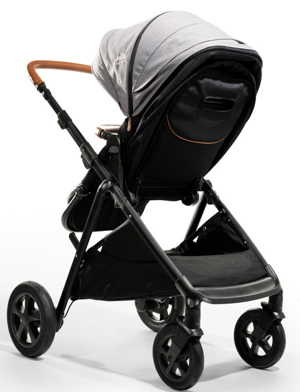 Детская прогулочная коляска Joie Aeria Carbon