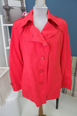 Куртка Lab fashion тонкая 48 размер