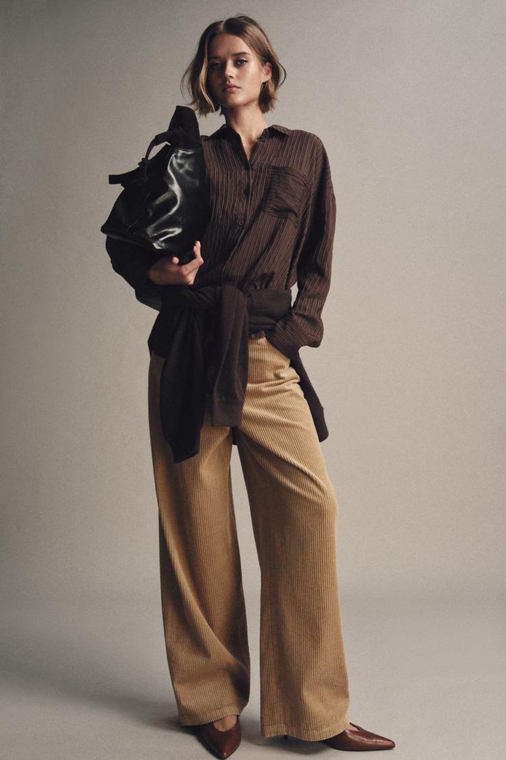 ZARA РУБАШКА ИЗ СТРУЯЩЕЙСЯ ТКАНИ В ПОЛОСКУ — ZW COLLECTION, КОРИЧНЕВЫЙ