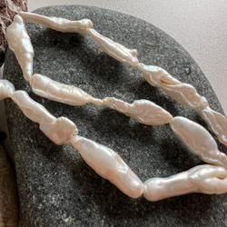 Жемчуг. Камни для изделий на заказ. Цена зависит от вида заказанного изделия