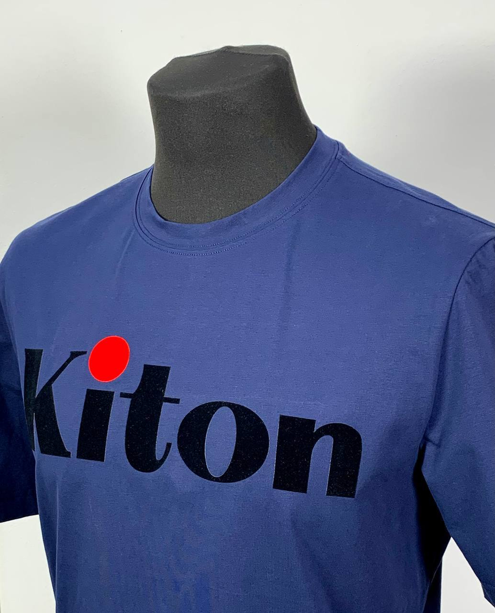 Футболка Kiton