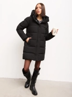 Куртка зимняя удлиненная с капюшоном